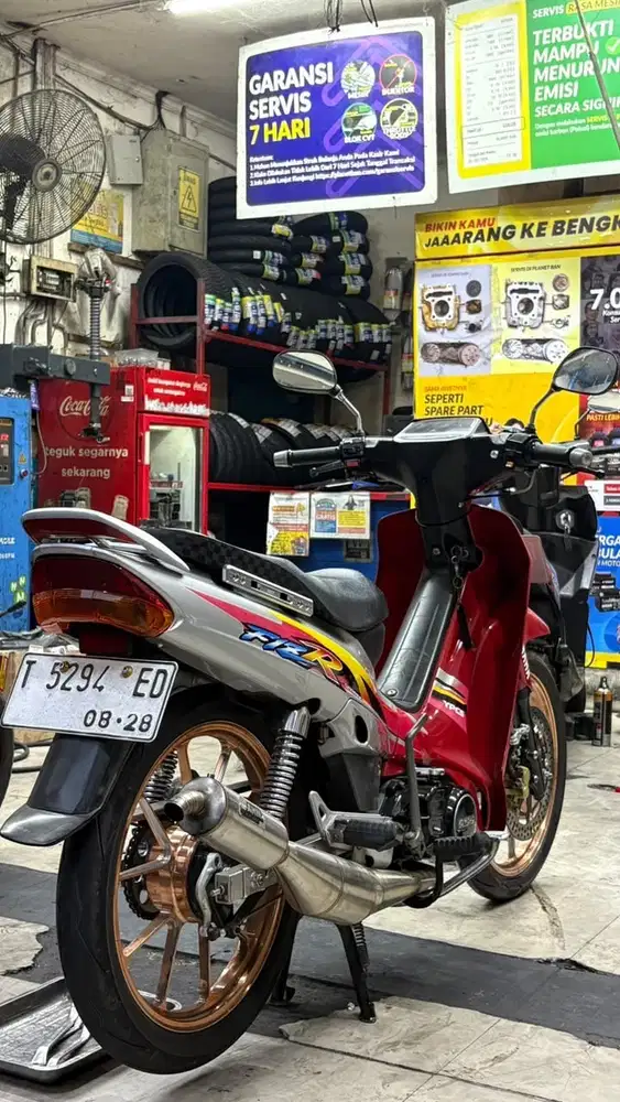 Dijual cepat mtr yamaha Fizr tahun 2003