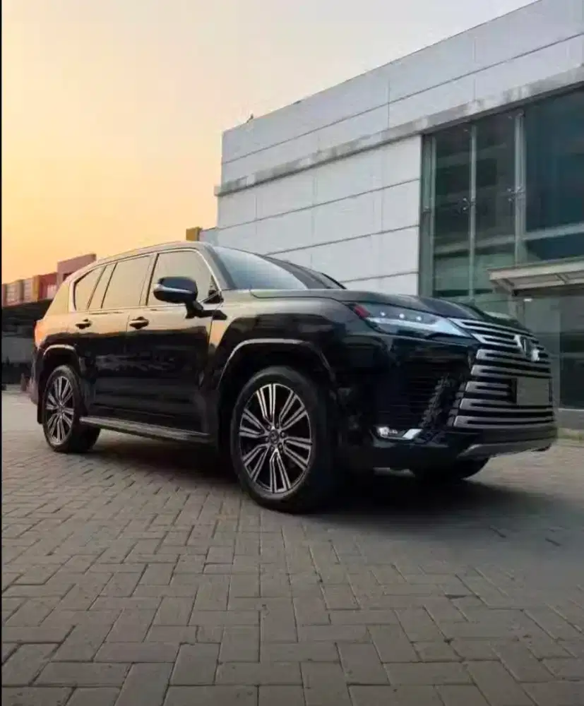 Lexus LX700h hybrid 7 Seater 2026