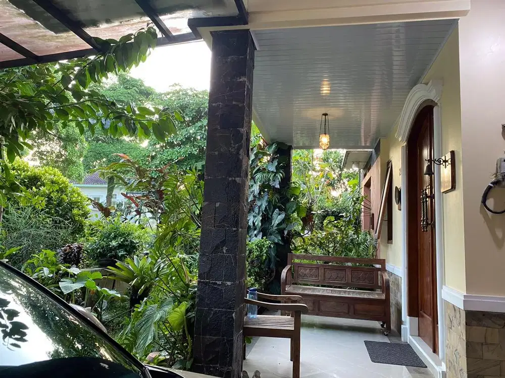 Rumah 2 lantai hadap Utara di Huk harga nego