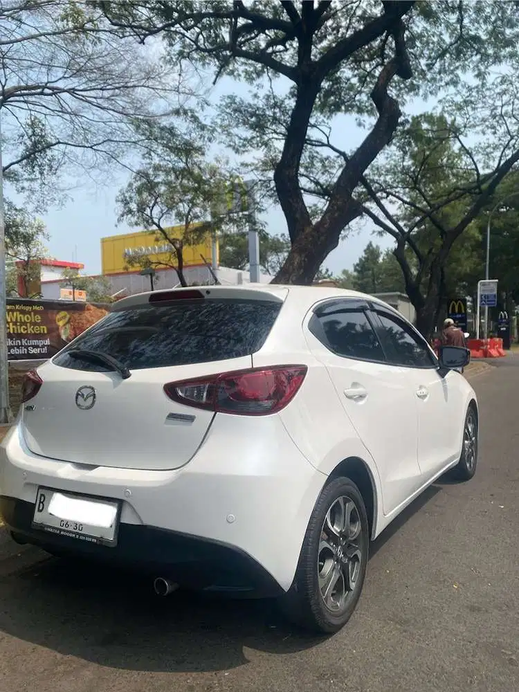 Mazda 2 2015 Bensin
