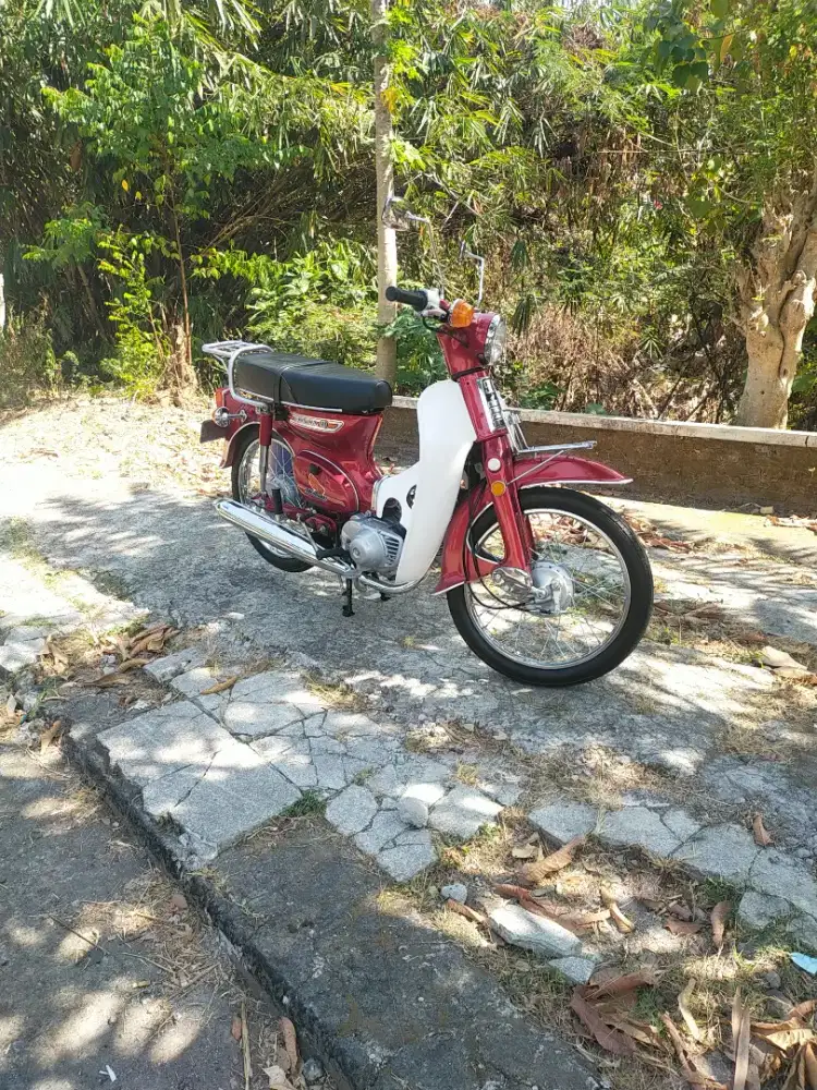 Honda C90 Original Body