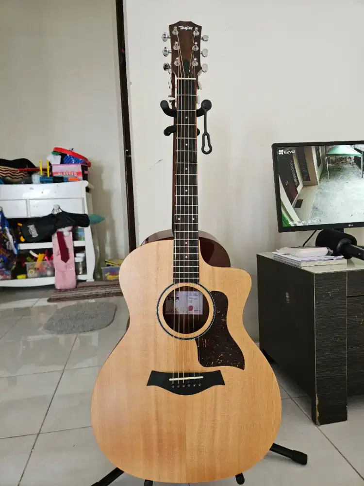 Gitar Taylor 14CE Like New
