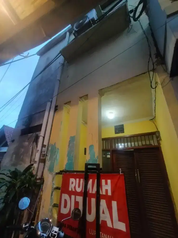 Rumah dijual , SHM