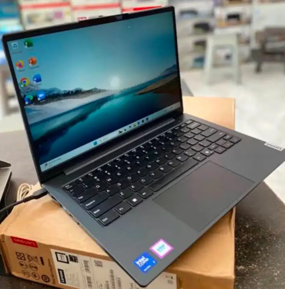 lenovo k14 gen 3 core ultra 7-155u	16/1tb ssd BNOB