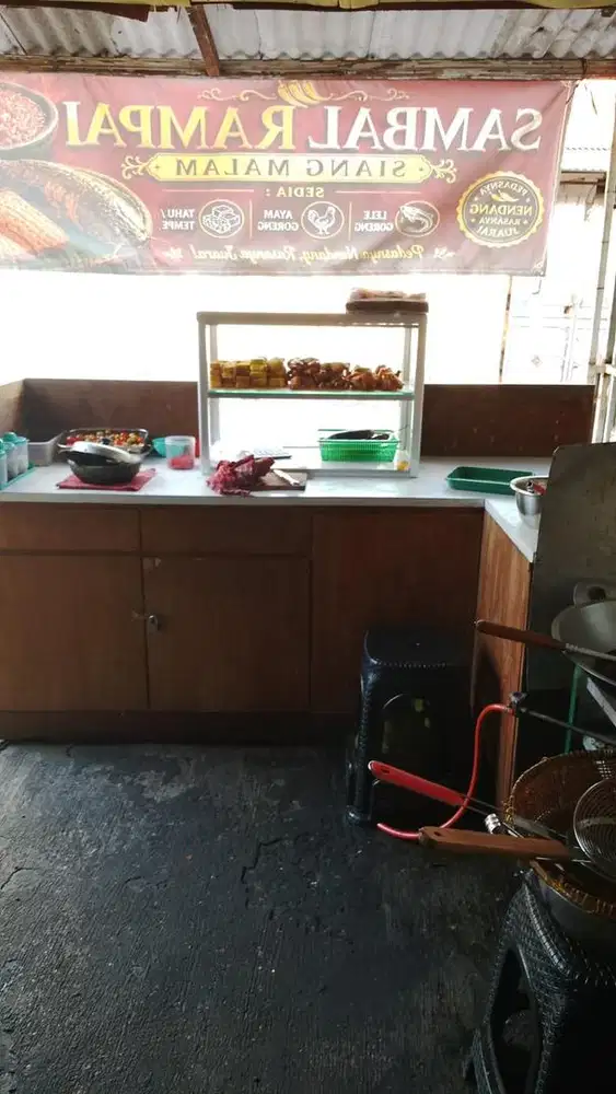 Oper usaha pecel lele