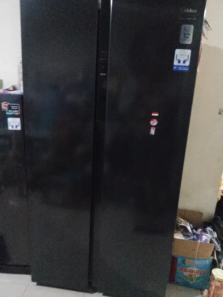 Dijual kulkas 2 pintu