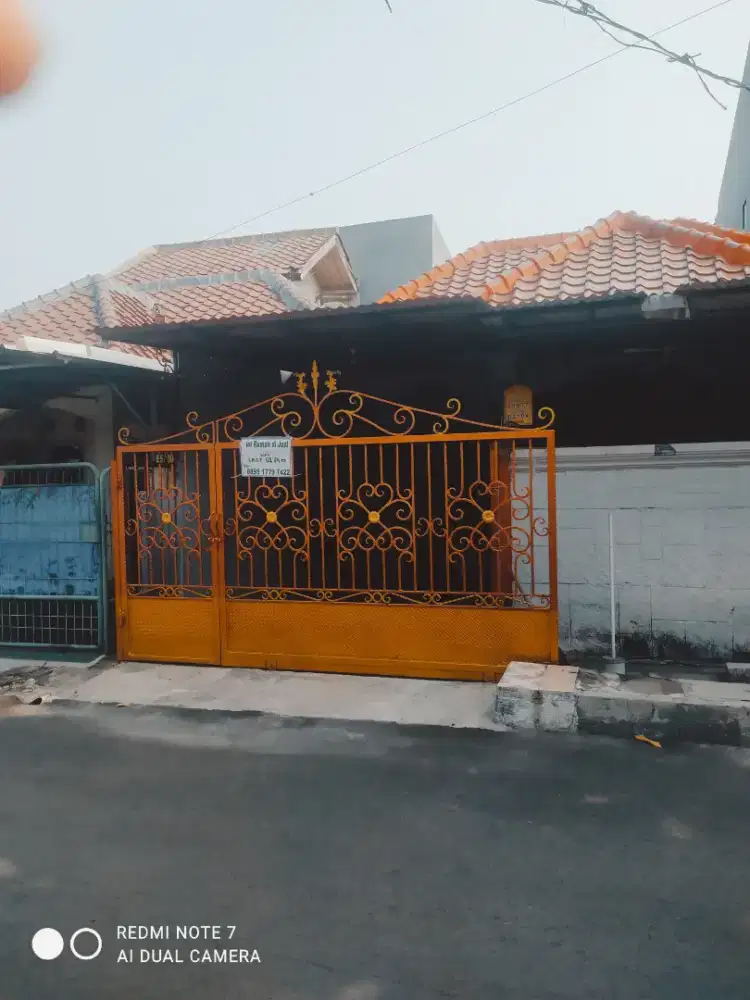 Dijual rumah Simprug Poris