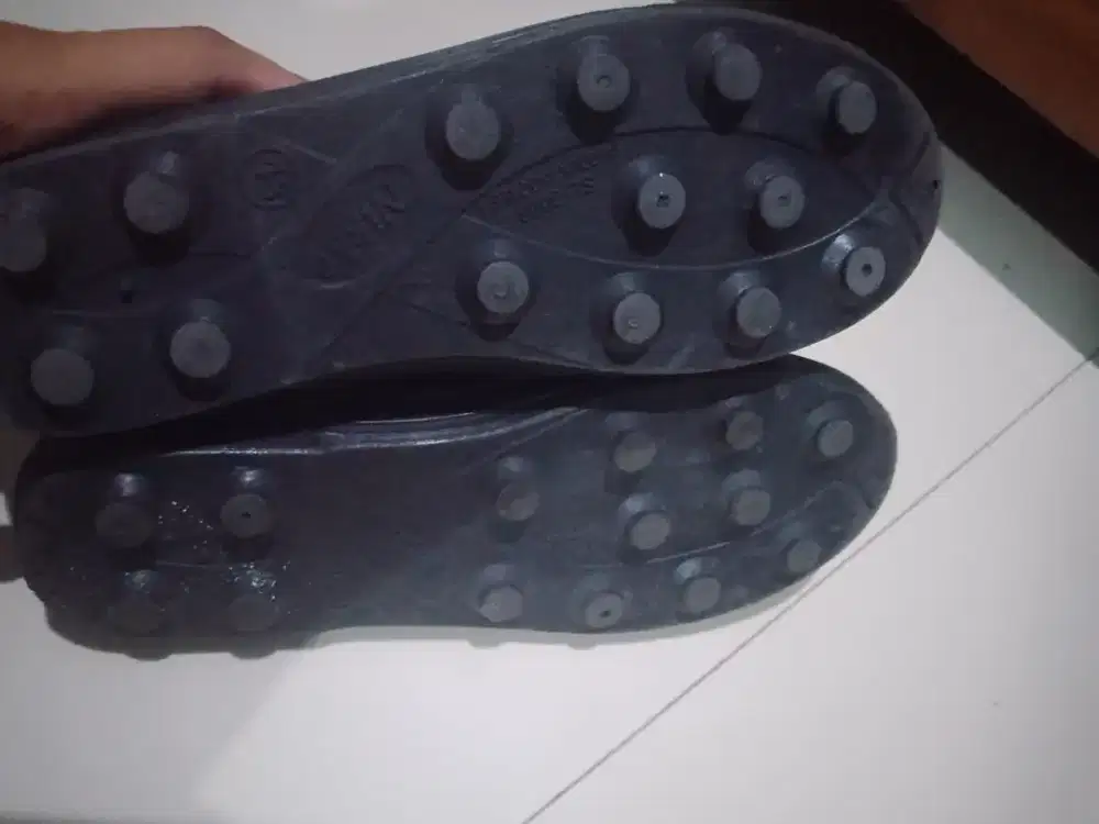 sepatu pria / wanita