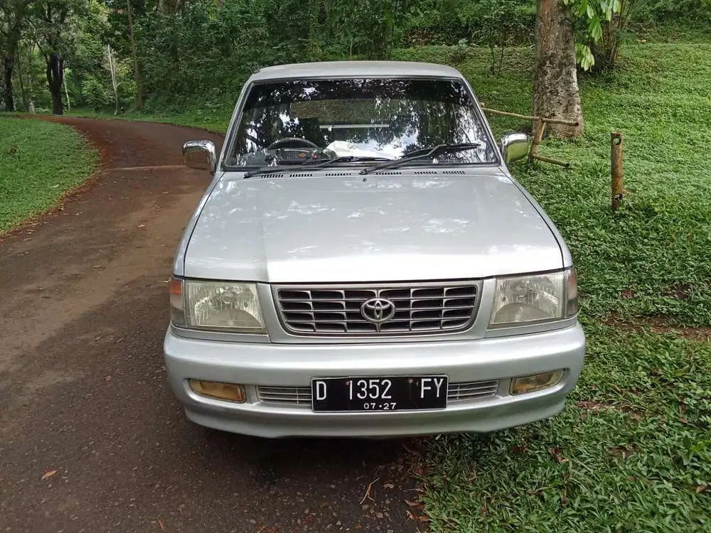 Toyota Kijang 2002 Bensin