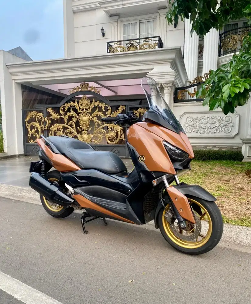 Bismillah di jual XmaX coklat 2018