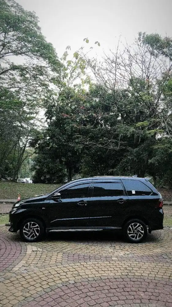 AVANZA VELOZ 1.5 MANUAL 2019(KM 40 RB)