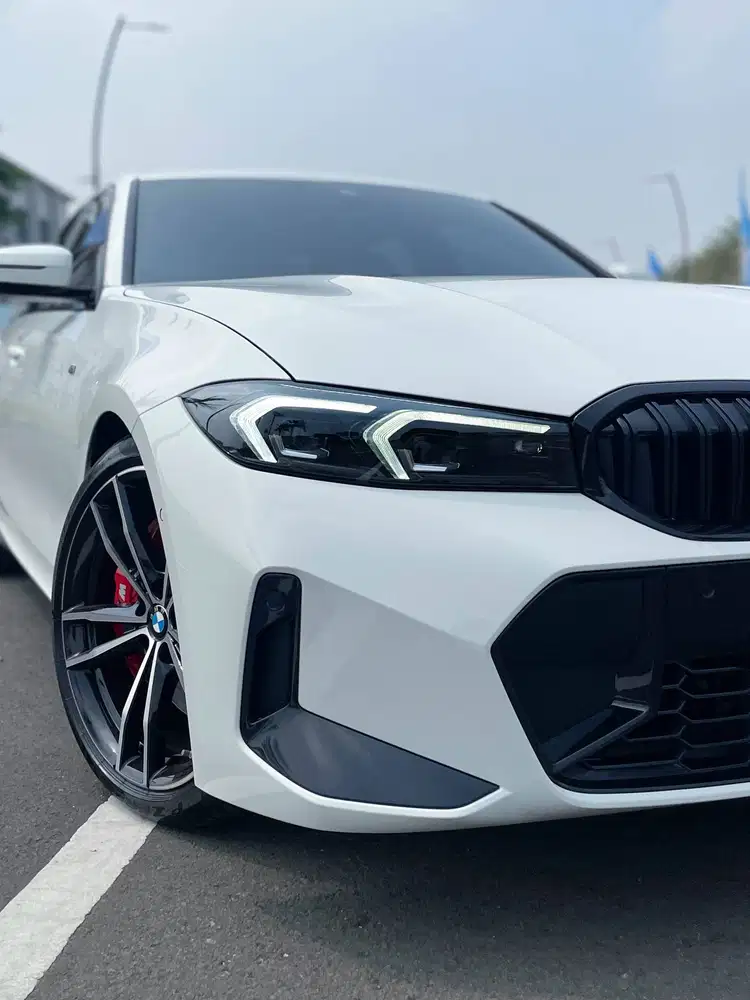 BMW G20 330i M-SPORT PRO FACELIFT 2023 SEDAN PUTIH