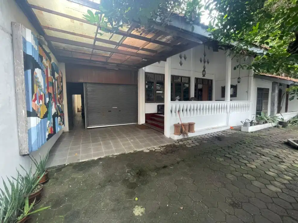 Tanah bonus rumah bagus di jual di pogung baru dekat ke UGM