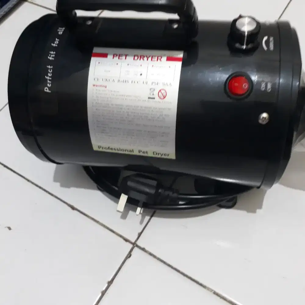 Blower anjing dan kucing