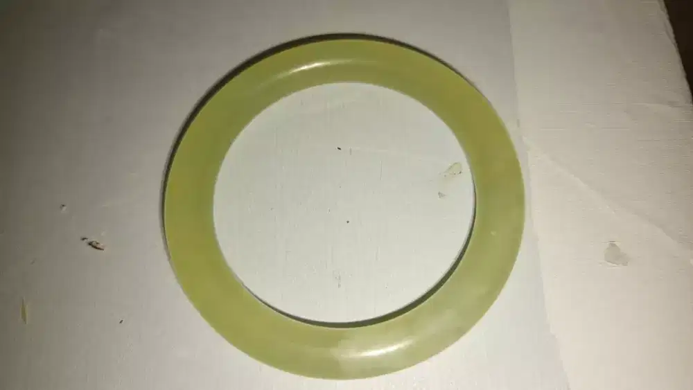 Gelang giok frost jade