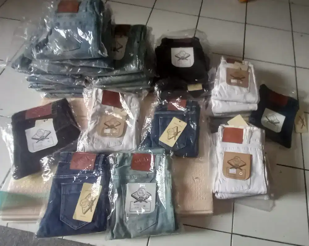 Jual celana denim wanita partai besar