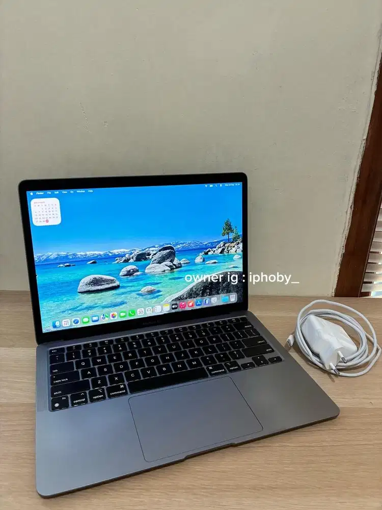 Macbook Air M1 ram 8/256gb Ibox Like New Murah Nego