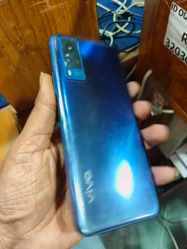 Vivo Y51 8/128 HP cas