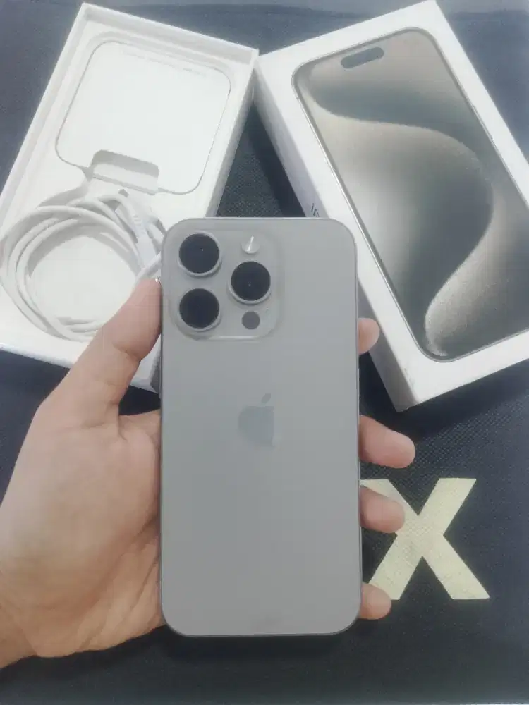 iPhone 15 pro 128 ibox