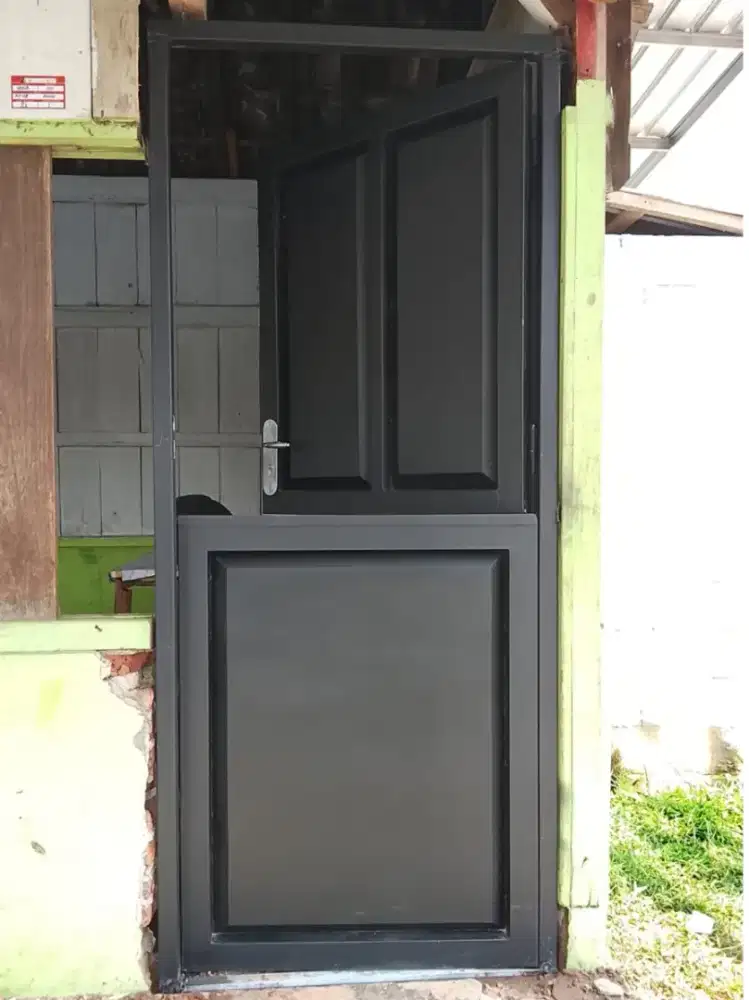 Pintu tralis model minimalis 2 pintu