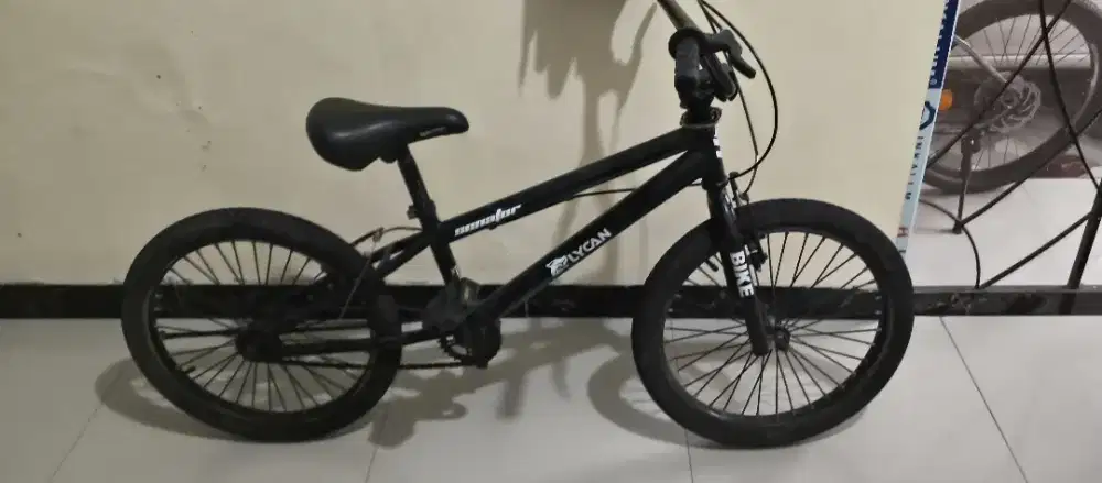 Sepeda BMX merek lycan bekas masih bagus