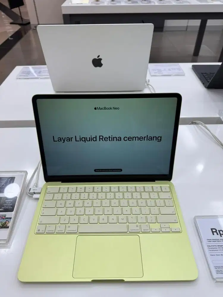Macbook Neo harga mulai dari 800ribuan/bulan