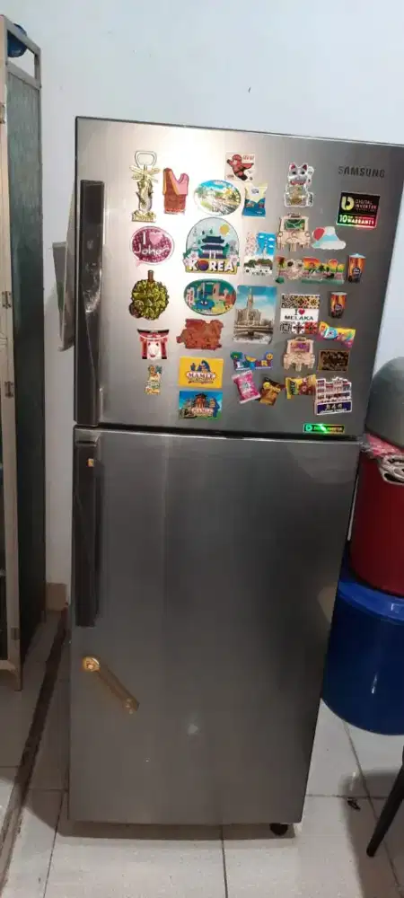 Kulkas pintu 2 merk samsung