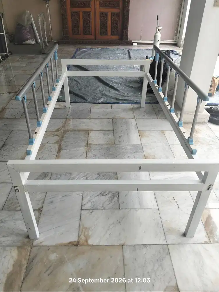 Bed Railing ukuran 100 x 200 cm