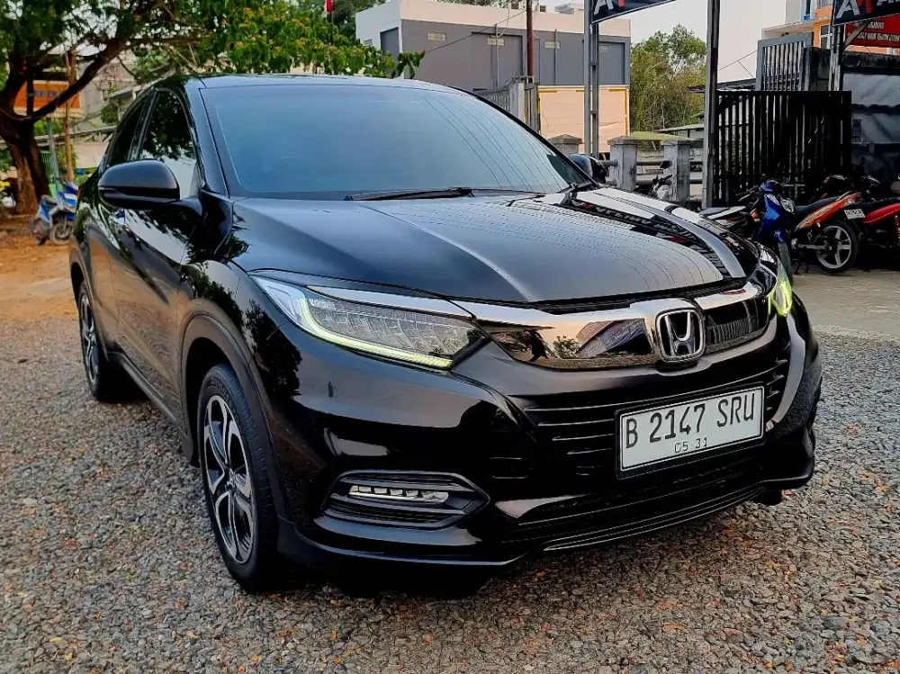 Honda HRV SE Facelift Matic 2021 Orisinil Sangat Istimewa.Cash/Kredit