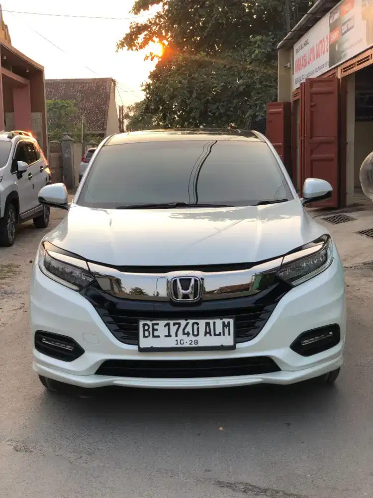 Honda HR-V Prestige Th 2018 istimewa
