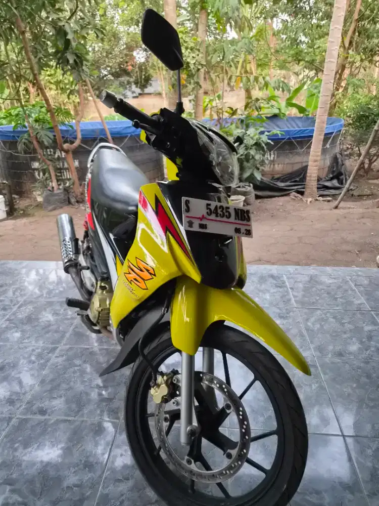 Shogun SP 2006 Kuning Hitam