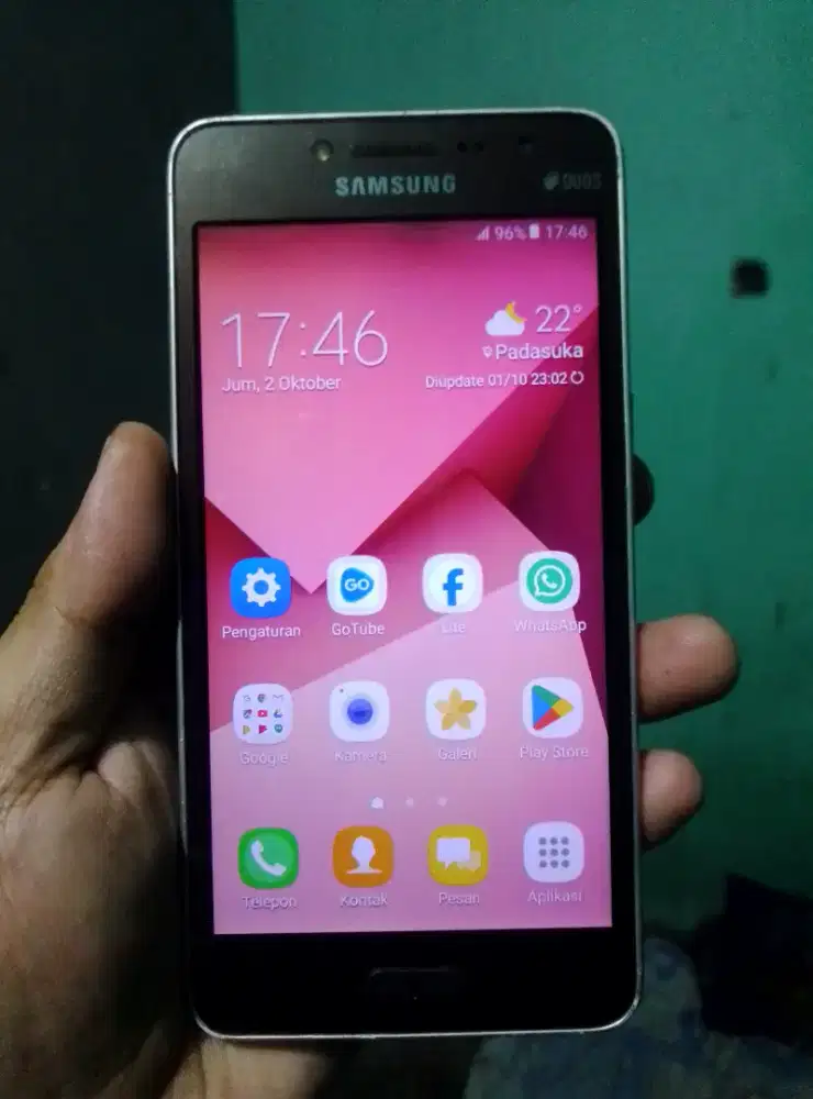 Samsung galaxy J2 prime 4G layar 5 inchi mulus