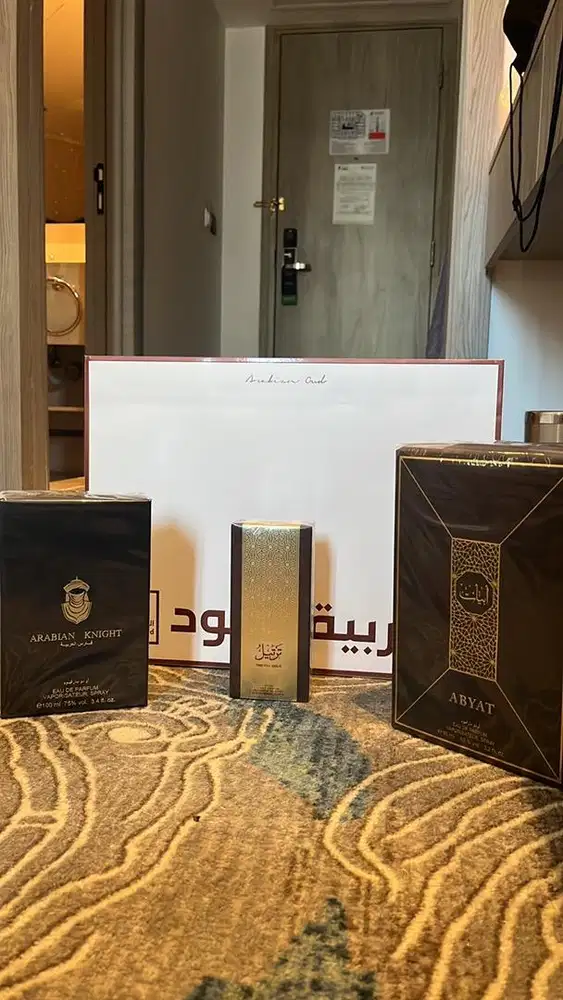 Arabian oud like new