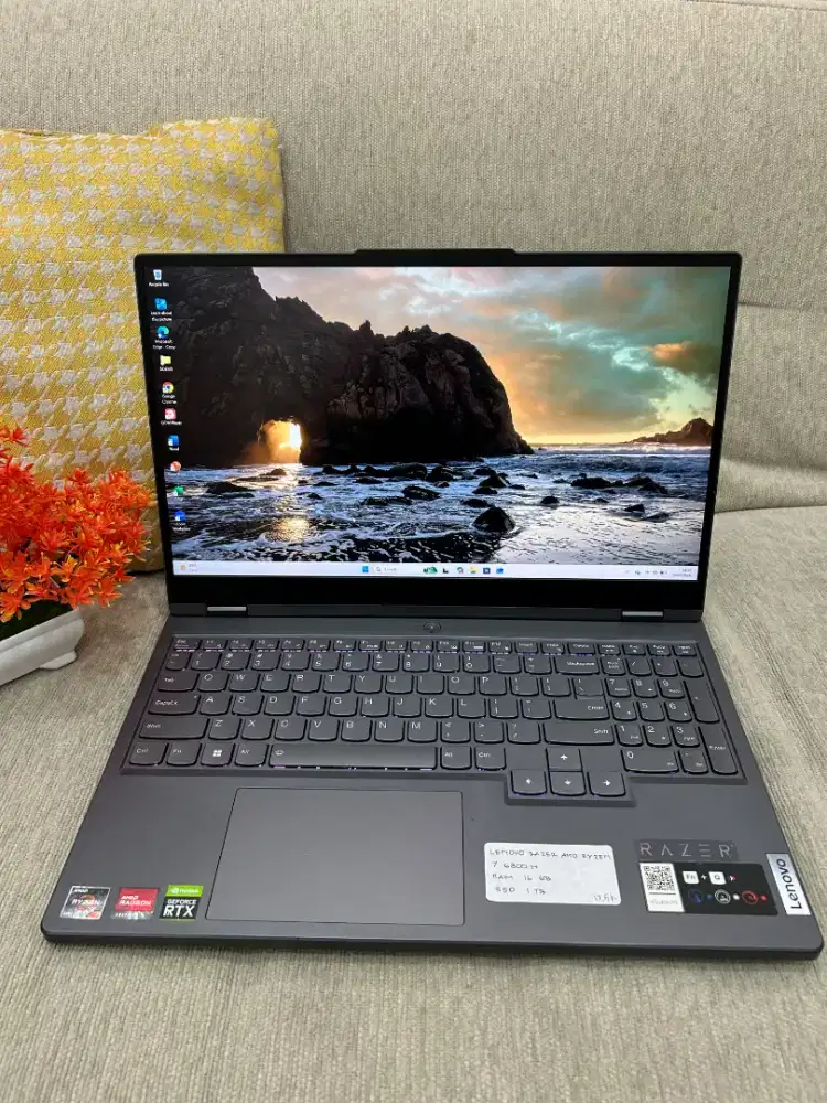 Lenovo legion 5 pro amd ryzen 7 6800 16gb ram 1tb  ssd rtx 3060 qhd