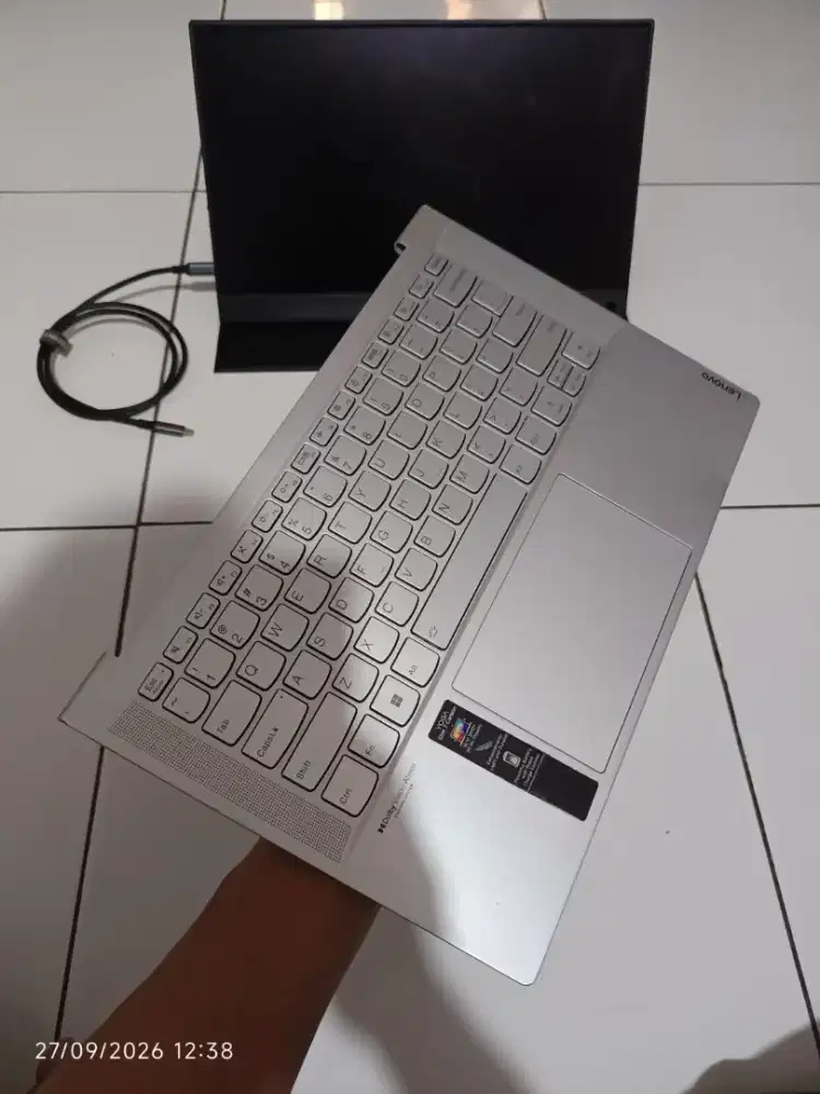 Laptop Yoga Slim 7 Carbon