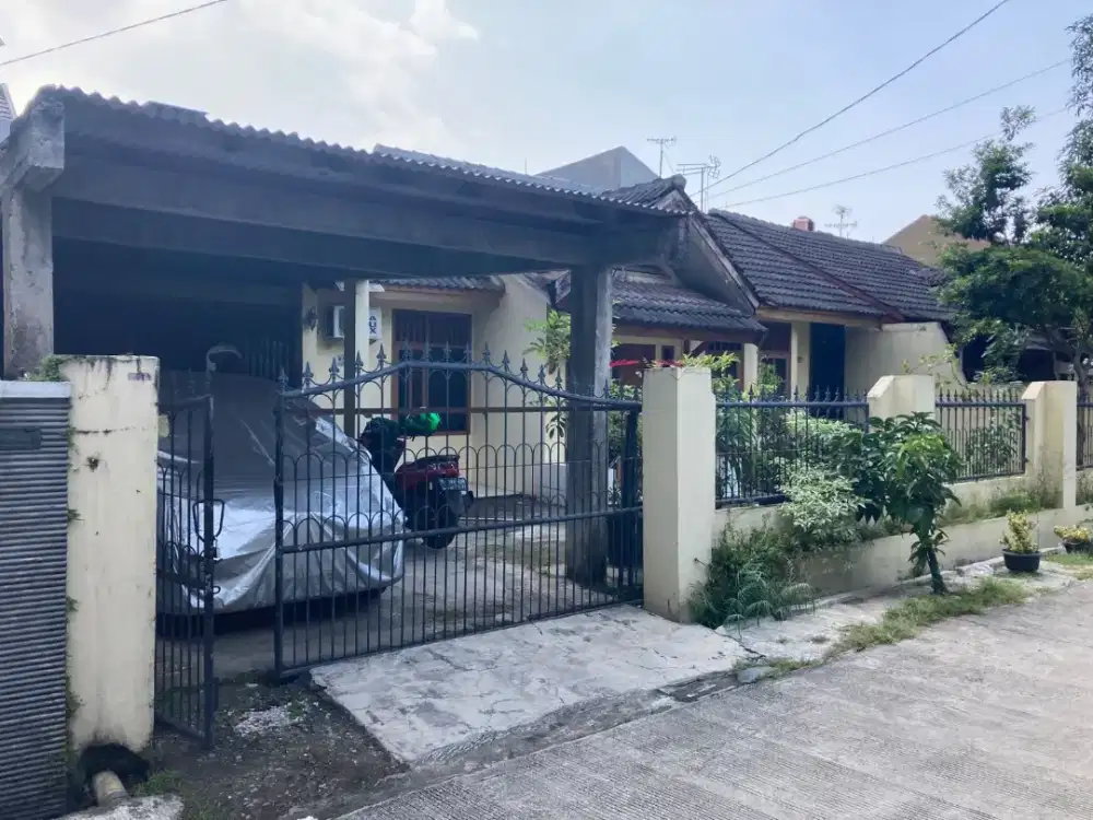 Rumah jadul hanya jual tanah
