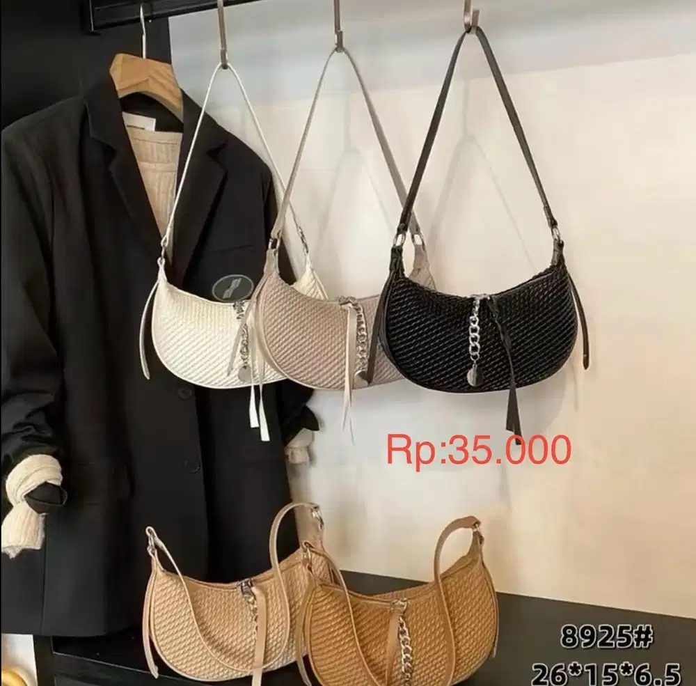 180 Pcs Tas Wanita Baru – Cuci Gudang, Hanya Rp35.000/Pcs