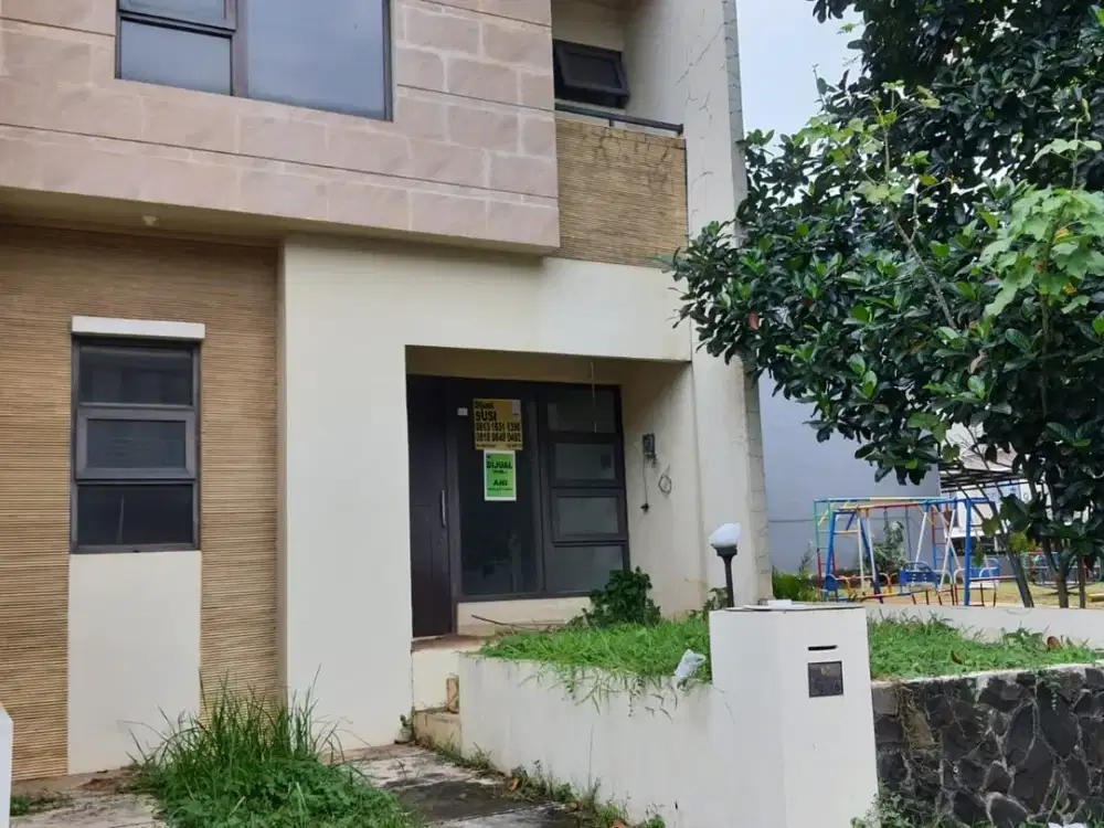 Turun Harga Rumah Dua Lantai di Cibubur Residence