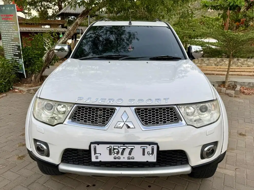 Dijual Mistubishi Pajero Sport Dakar 4x2 AT Tahun 2012
