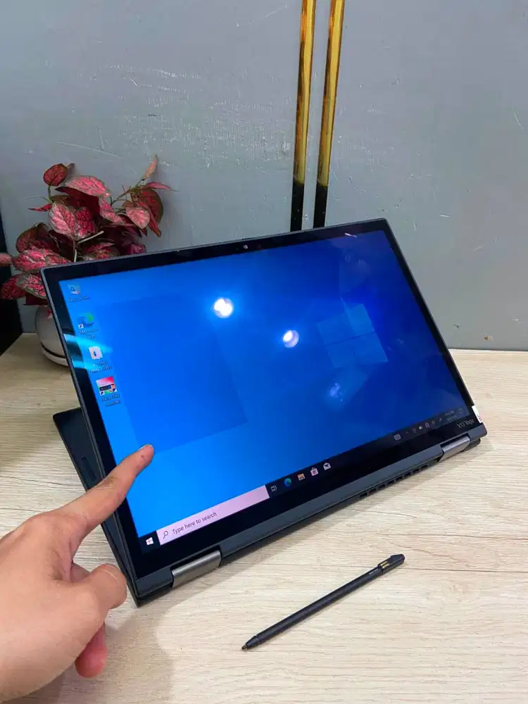 Lenovo thinkpad YOGA X13 G3 core i7 gen 12 ram 16gb 512gb 2IN1 lipat