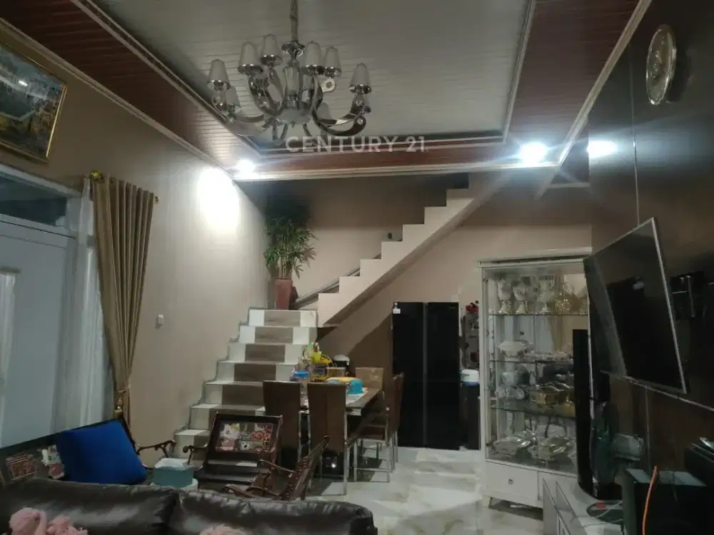 Di Jual Rumah Posisi Hoek Siap Huni Di Bulevard Hijau Bekasi