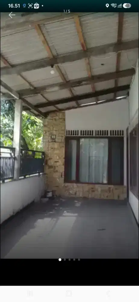 Dijual/Disewakan Rumah Pojok, Garasi luas, Mushola