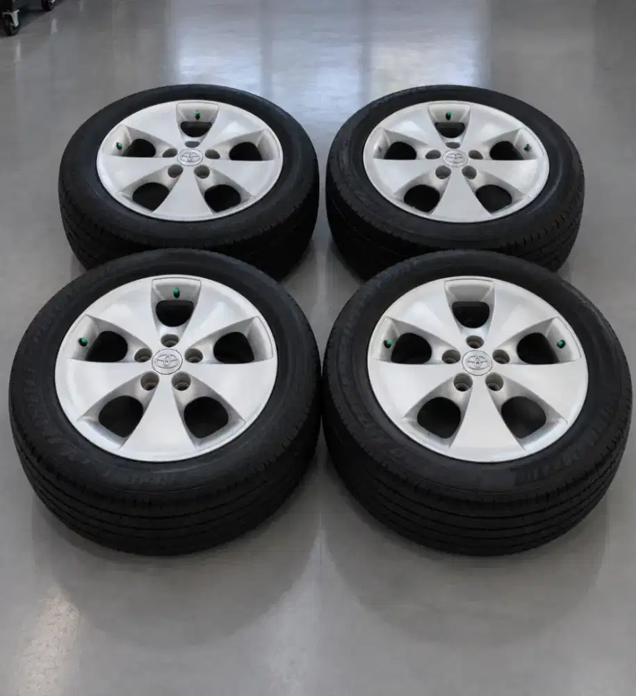 Velg Original Toyota Alphard  r17  /  17 inch oem Toyota