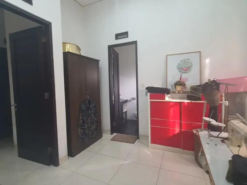 DIJUAL RUMAH SIAP HUNI DI SINGGASANA MEKARWANGI – SAYAP SOEKARNO HATTA Ref.05807