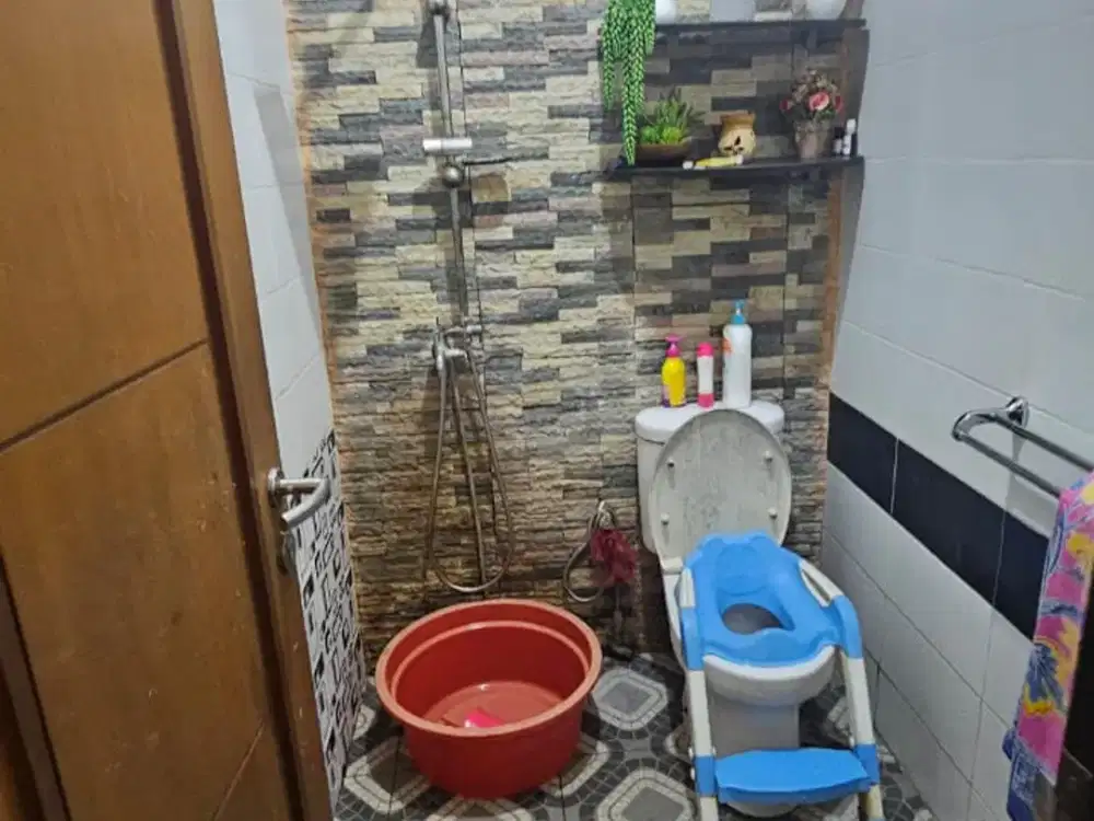 Dijual cepat Rumah Rapih di Cluster Aralia Harapan Indah 2. Bekasi