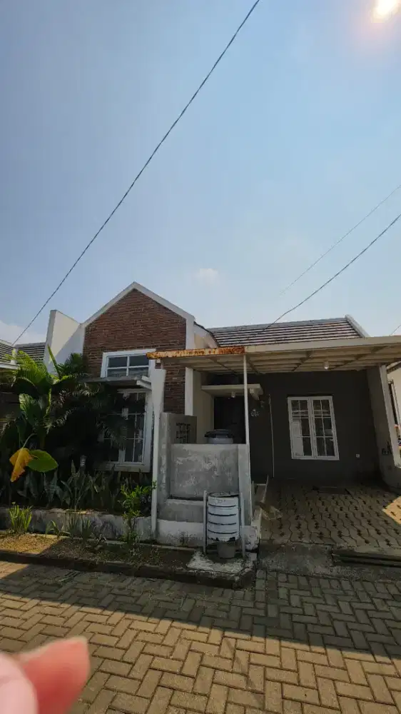 DISEWAKAN Rumah Semi Furnished – Strategis & Nyaman di Padalarang