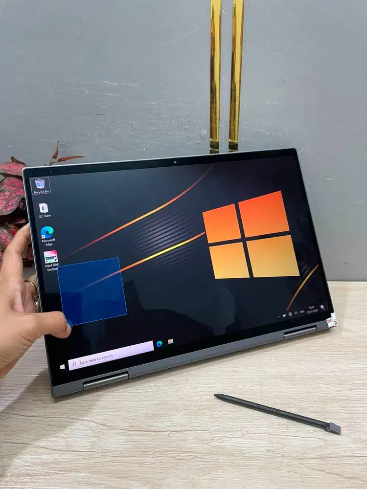 Lenovo thinkpad YOGA X1 TH6  core i7 gen 16 ram 16gb 256gb 2IN1 lipat
