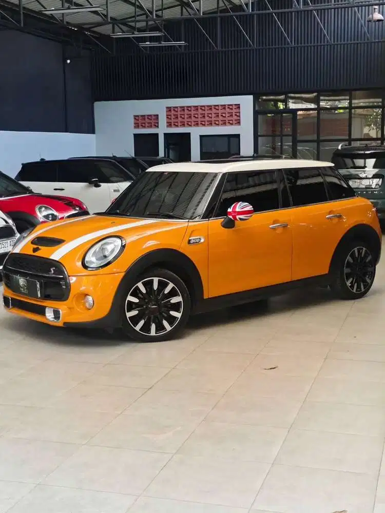 MINI Cooper S 5 Door 2016 | Volcanic Orange | 2.0 Turbo | KM 52rb