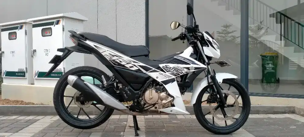 SATRIA 2018 BRILIAN WHITE