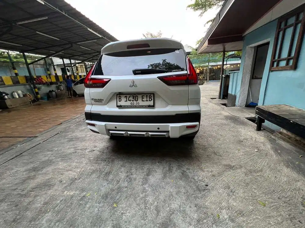 Mitsubishi Xpander Cross 2025 nik 2024 premium putih